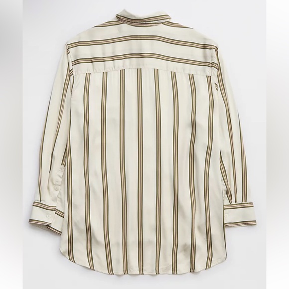 Satin button up pajama shirt EUC - Picture 2 of 8